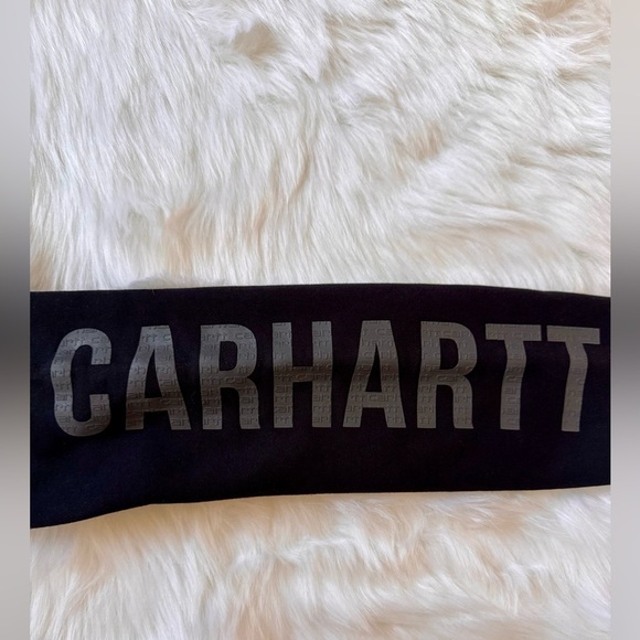 Carhartt Women’s Black Crewneck Sweatshirt - Picture 5 of 8